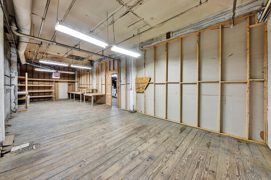 More Photos Of 24 Johnes St, Newburgh Light Manufacturing For Lease