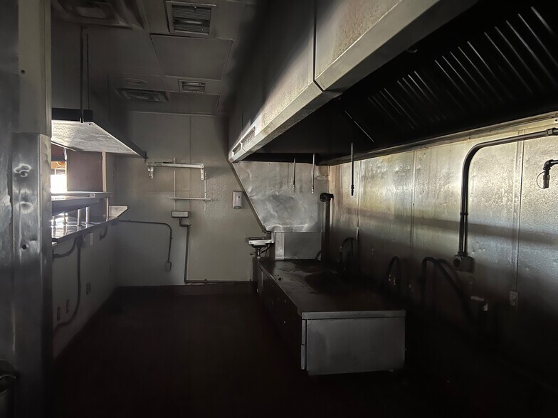 More Photos Of 91 Cahaba Rd, Greenville General Retail For Sale