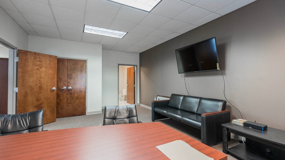 More Photos Of 12927 Plaza Dr, Richmond Light Manufacturing For Lease