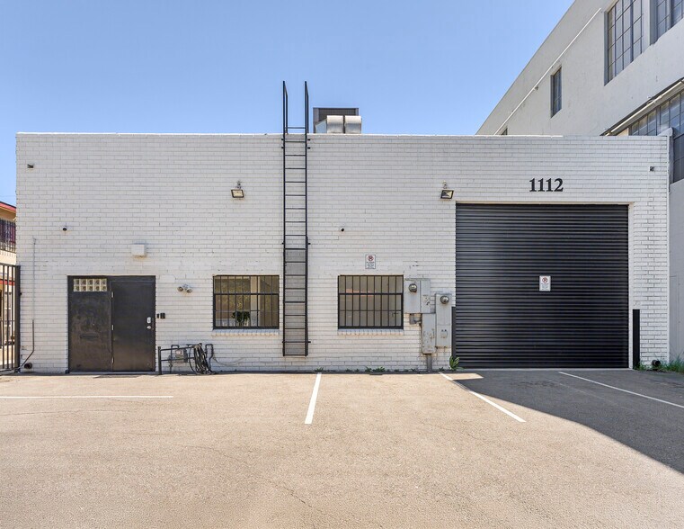 Primary Photo Of 1112 N Beachwood Dr, Los Angeles Office For Lease