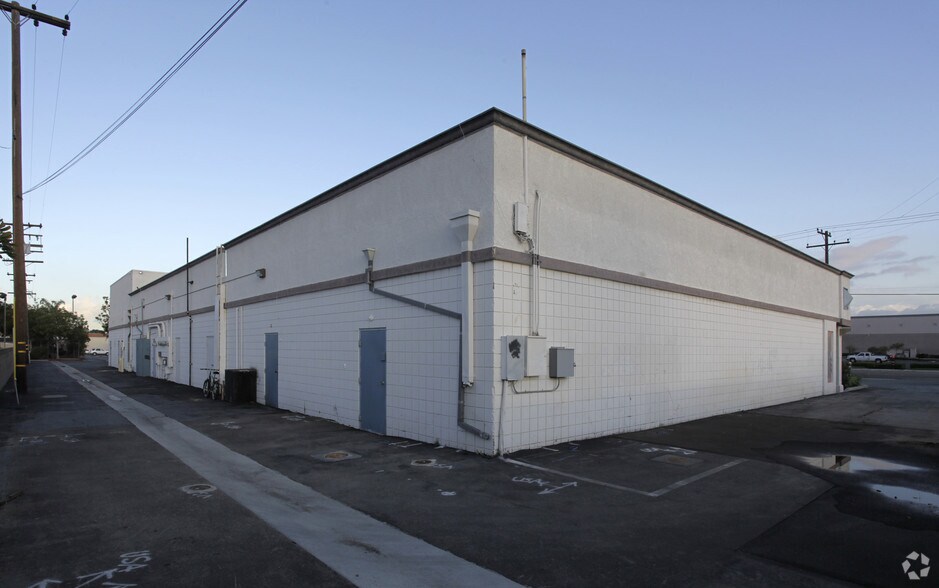 More Photos Of 6032-6086 Chapman Ave, Garden Grove Unknown For Lease