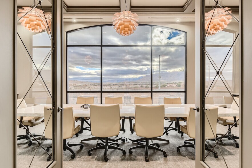 More Photos Of 10785 W Twain Ave, Las Vegas Office For Sale