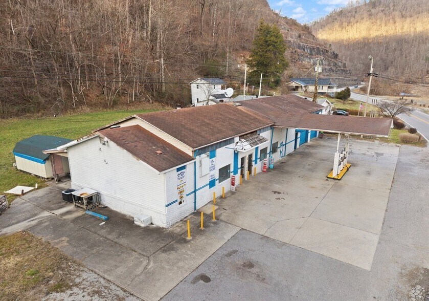 More Photos Of 8649 KY Highway 7, Viper Service Station For Sale
