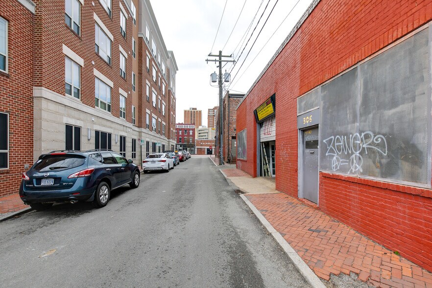 More Photos Of 304-306 Gilmer St, Richmond Manufacturing For Sale