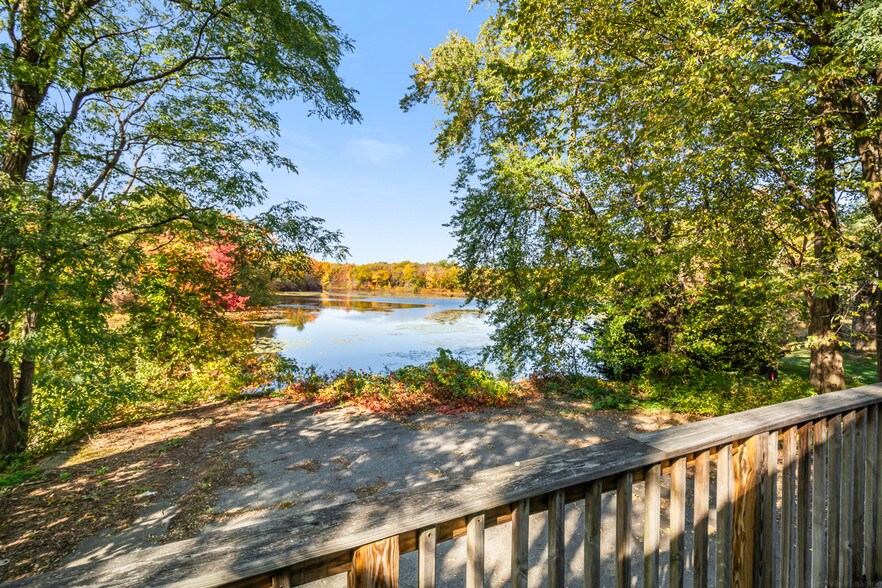 More Photos Of 105 Hartford Tpke, Shrewsbury Office Residential For Sale