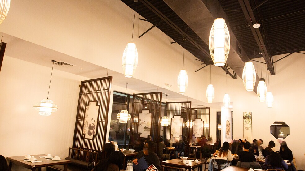 More Photos Of 5486 S 1900 W, Taylorsville Storefront Retail Office For Lease