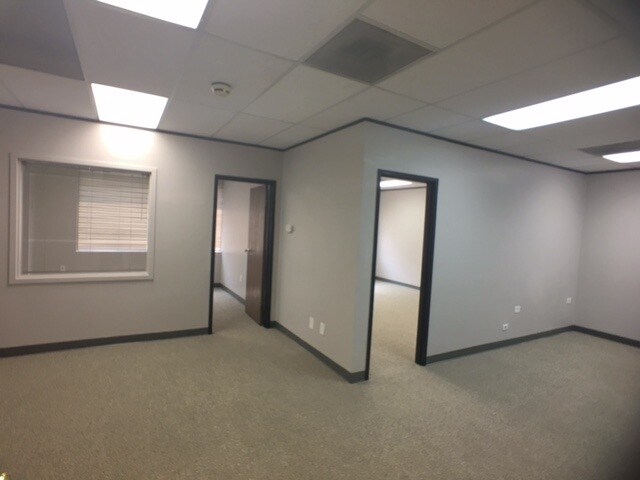 More Photos Of 2200 E 104th Ave, Thornton Office For Lease