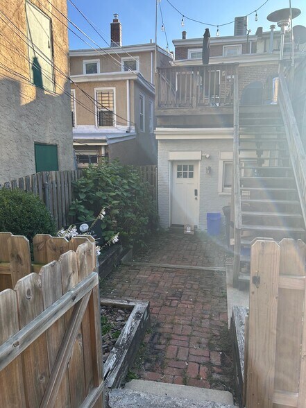 More Photos Of 4227 Main St, Philadelphia Storefront Retail Residential For Sale