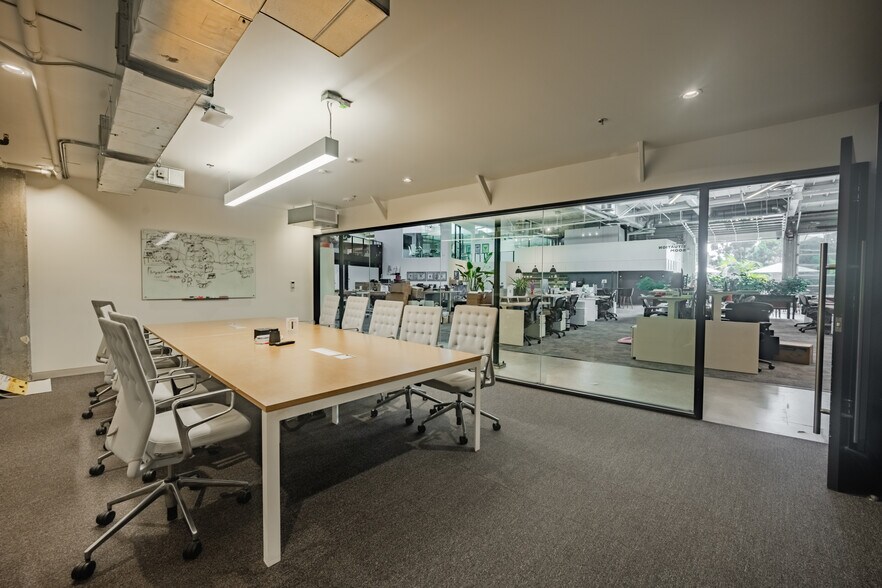 More Photos Of 13335 Maxella Ave, Marina Del Rey Loft Creative Space For Lease