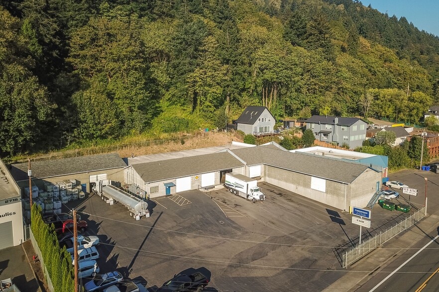 More Photos Of 2727 NW St Helens Rd, Portland Manufacturing For Lease
