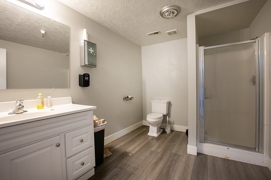 More Photos Of 4800 S 1700 W, Ogden Warehouse For Lease