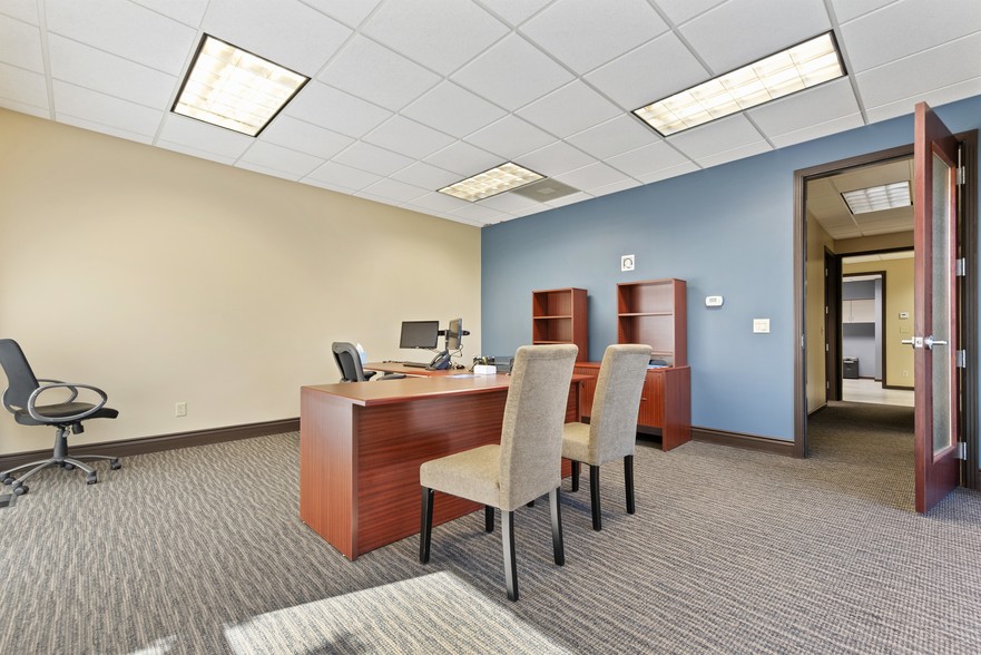 More Photos Of 2700 Airport Way, Boise Medical For Sale