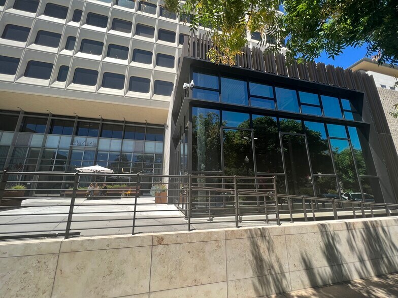 More Photos Of 444 Castro St, Mountain View Office For Lease