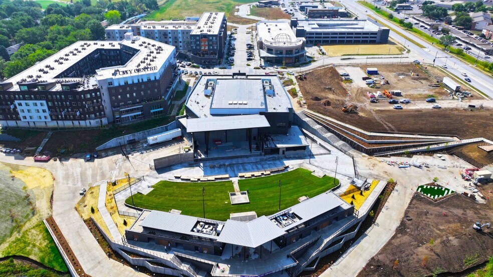 More Photos Of La Vista City Centre, La Vista Unknown For Lease