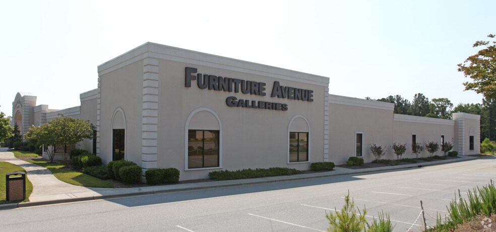 More Photos Of 4250 Furniture Dr, Jamestown Showroom For Sale
