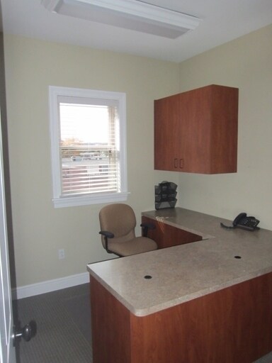 More Photos Of 100 Sandune Dr, Plum Medical For Lease