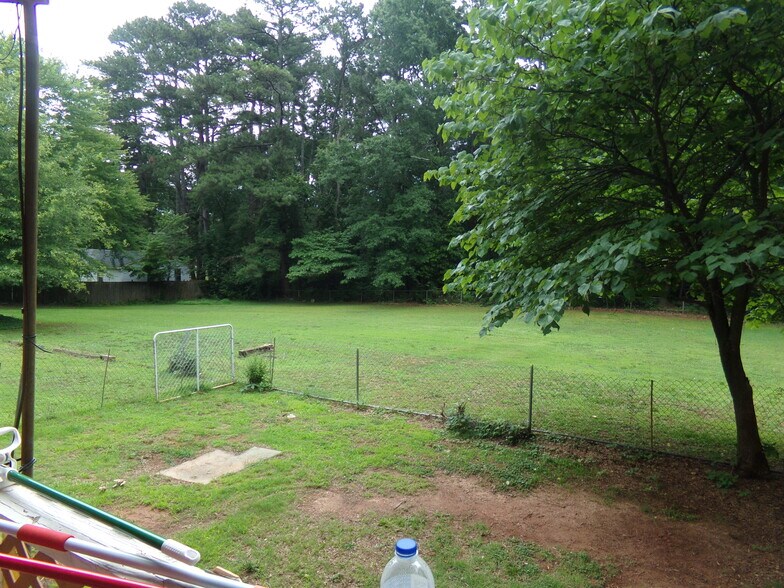 More Photos Of 2041 Austell Rd SE, Marietta Apartments For Sale