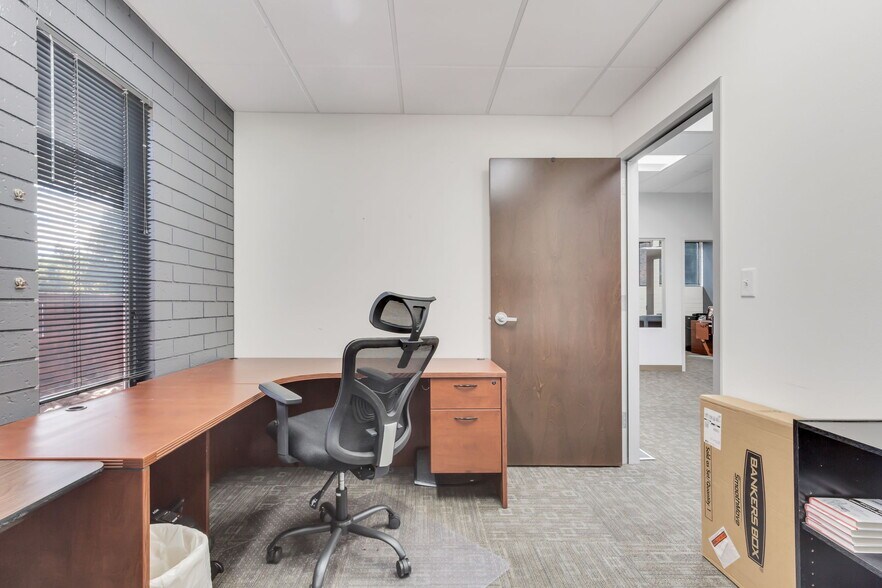 More Photos Of 3400 W 16th St, Greeley Unknown For Lease