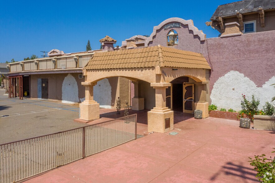 More Photos Of 1340 Broadway, El Cajon Restaurant For Sale