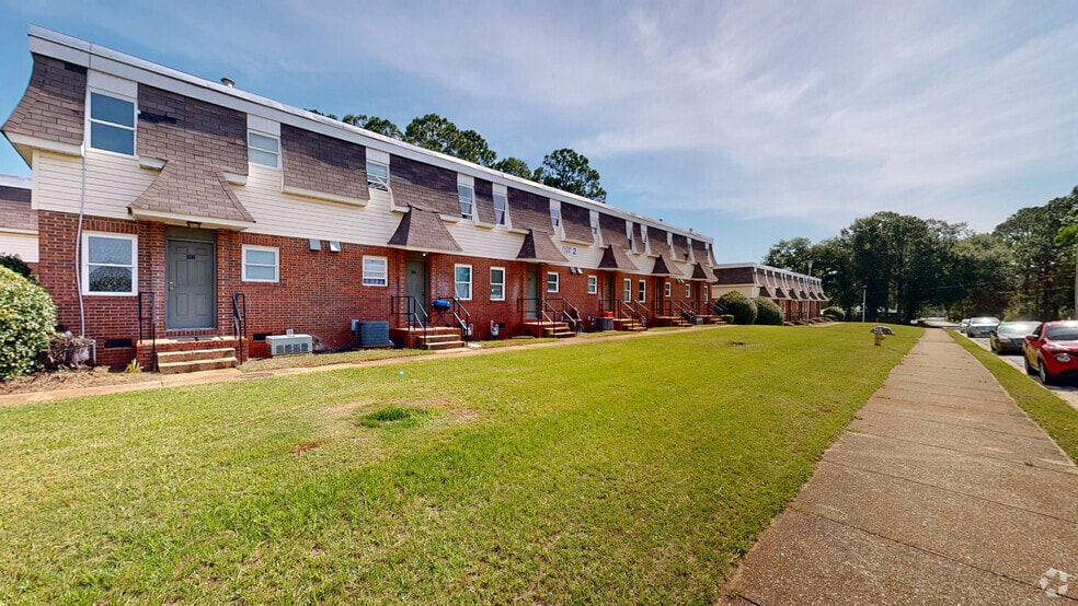 More Photos Of 1013 Cedar Ave, Albany Apartments For Sale