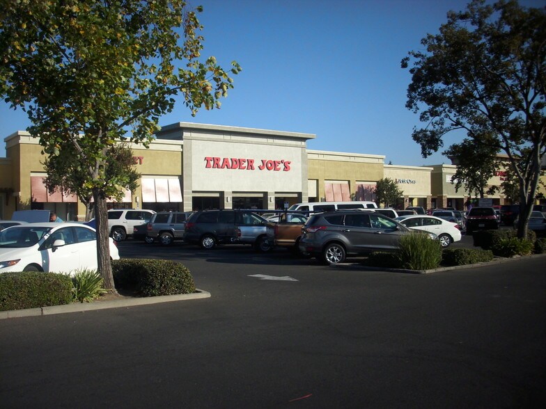 More Photos Of 3250 Dale Rd, Modesto Unknown For Lease