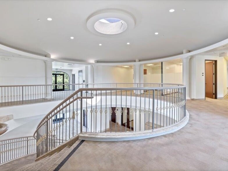 More Photos Of 10275 N De Anza Blvd, Cupertino Medical For Lease