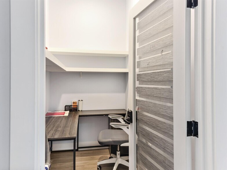 More Photos Of 668 Marina Dr, Charleston Medical For Lease
