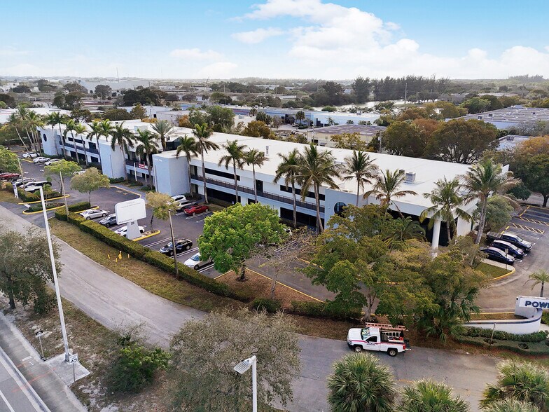 More Photos Of 2939-2999 N Powerline Rd, Pompano Beach Light Distribution For Lease