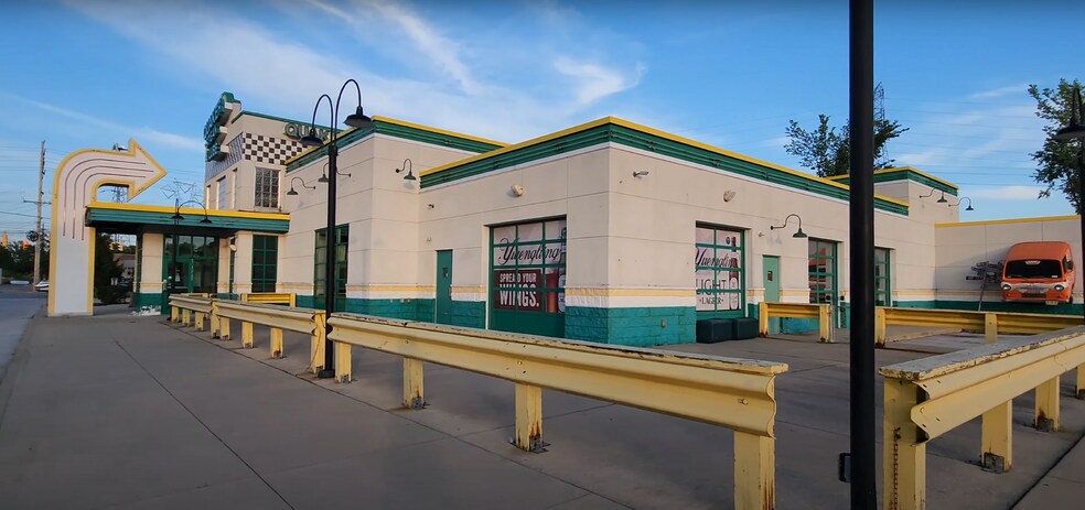 More Photos Of 7834 Reynolds Rd, Mentor Restaurant For Sale