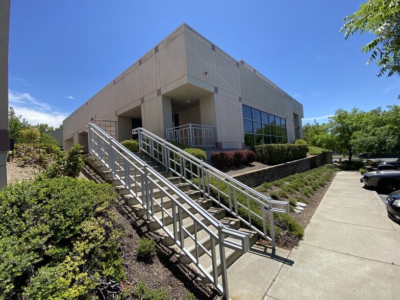 More Photos Of 2233 Douglas Blvd, Roseville Office For Sale