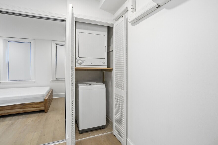 More Photos Of 313 C St SE, Washington Multifamily For Sale