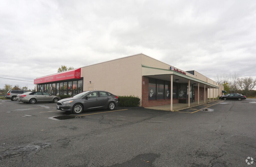 More Photos Of 300 Fairview Ave, Hudson Unknown For Lease