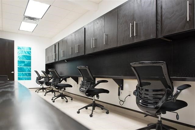 More Photos Of 8917 Molly, Laredo Office For Sale