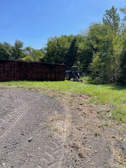 More Photos Of 8500 Veterans Hwy, Millersville Land For Lease