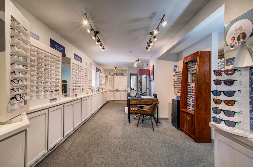 More Photos Of 1625 E Platte Ave, Colorado Springs Office For Sale