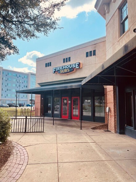 Primary Photo Of 8108 Abercorn St, Savannah Unknown For Lease