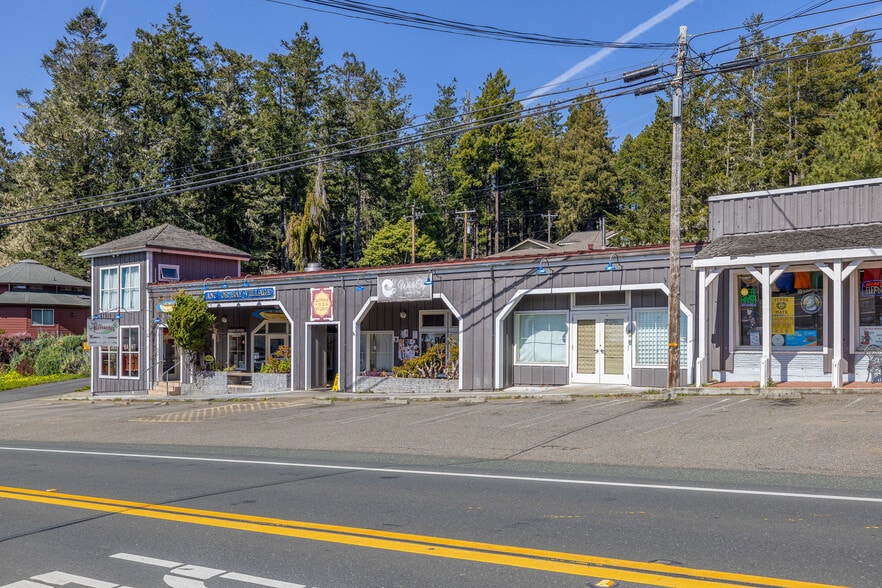 More Photos Of 35507 S Highway 1, Gualala Storefront Retail Office For Sale