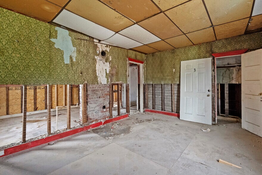 More Photos Of 330 N 29th St, Louisville Multifamily For Sale