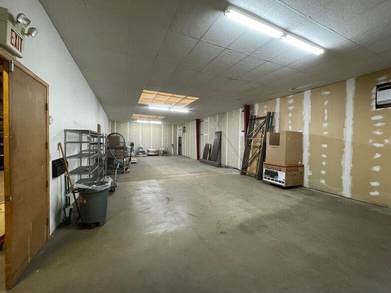 More Photos Of 1447 Gabriel Dr, Norfolk Warehouse For Sale