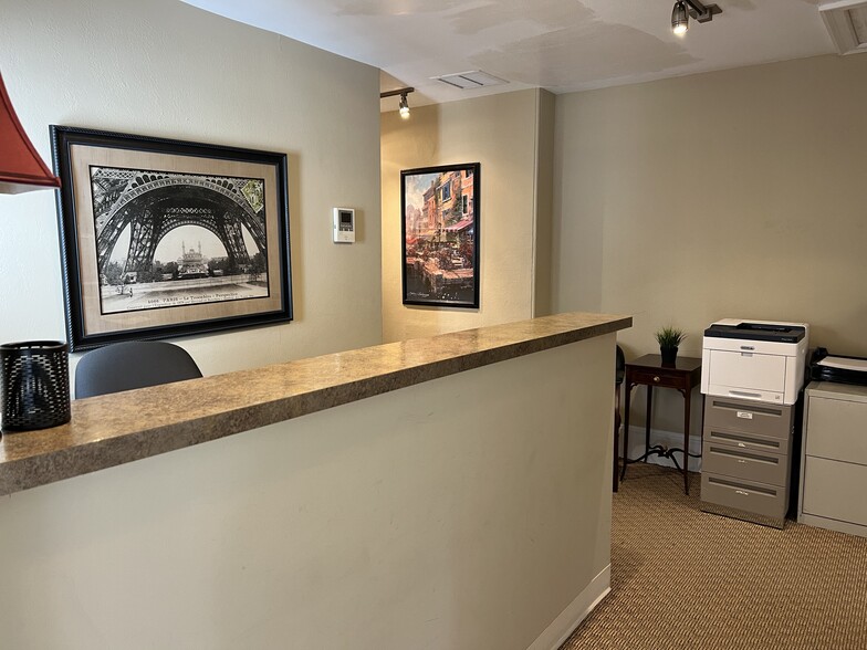 More Photos Of 528 Swede St, Norristown Office For Sale