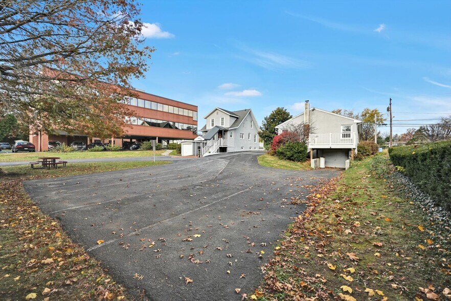 More Photos Of 3419 Market St, Camp Hill Storefront Retail Office For Sale