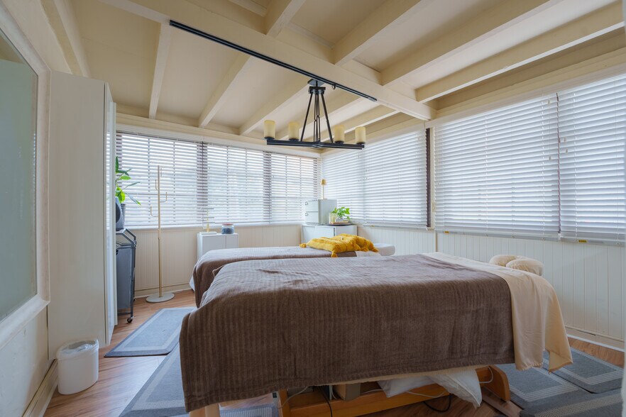 More Photos Of 158 Central Ave, Salinas Office Residential For Sale