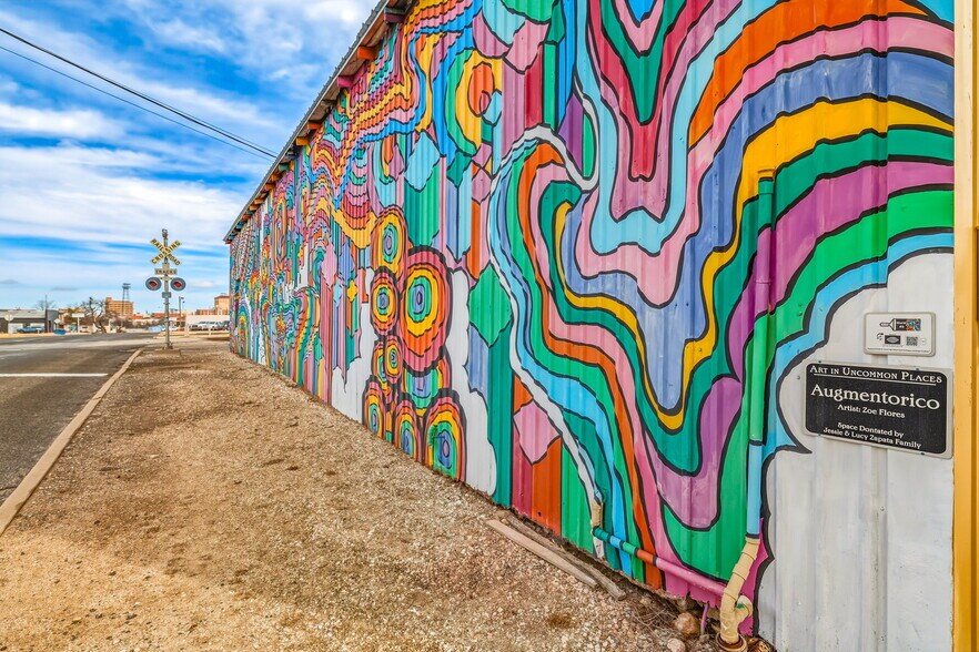 More Photos Of 26 W Washington Dr, San Angelo Warehouse For Sale