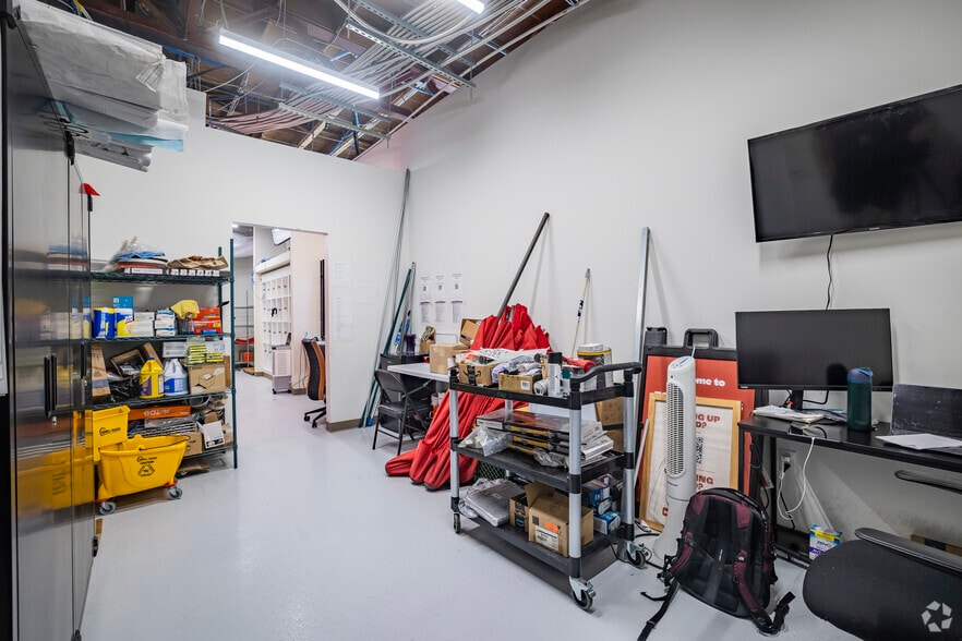 More Photos Of 1025 A St, Hayward Restaurant For Lease