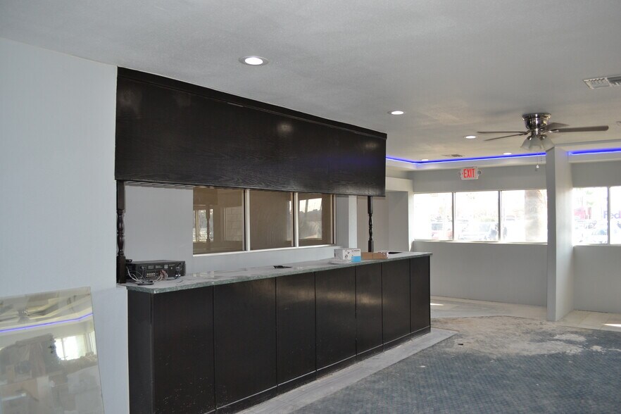 More Photos Of 4910B San Bernardo Ave, Laredo Hospitality For Sale