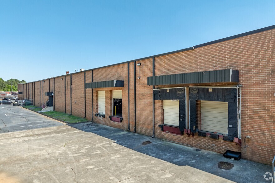 More Photos Of 2558 Mountain Industrial Blvd, Tucker Distribution For Sale