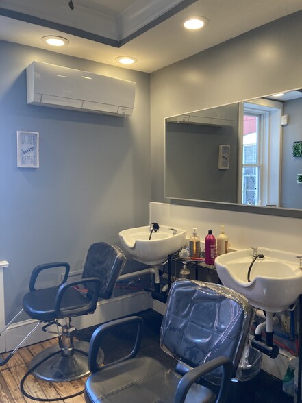 More Photos Of 421 S Washington St, Alexandria Storefront Retail Office For Lease