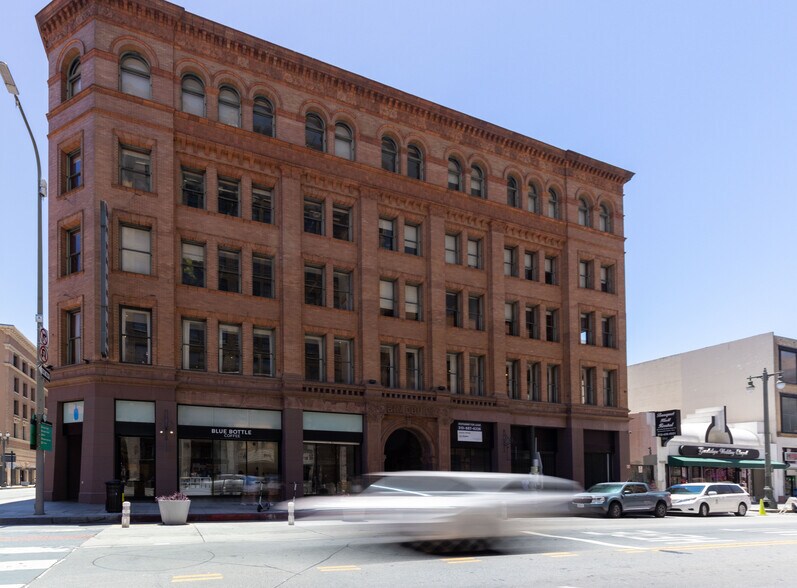 More Photos Of 300-310 S Broadway, Los Angeles Office For Lease