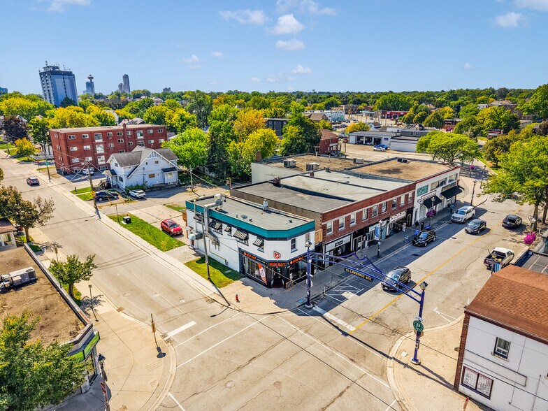 More Photos Of 4654 Queen St, Niagara Falls Storefront Retail Residential For Sale