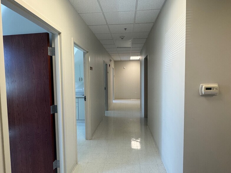 More Photos Of 82 Miller Dr, North Aurora Medical For Lease